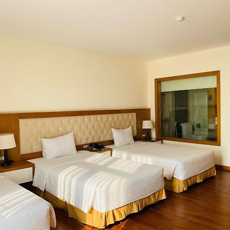 Muong Thanh Cua Dong Hotel Vinh Esterno foto